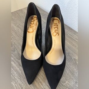 NWOT Circus by Sam Edelman Classic Pointed Heel, Black Suede, Size 10.